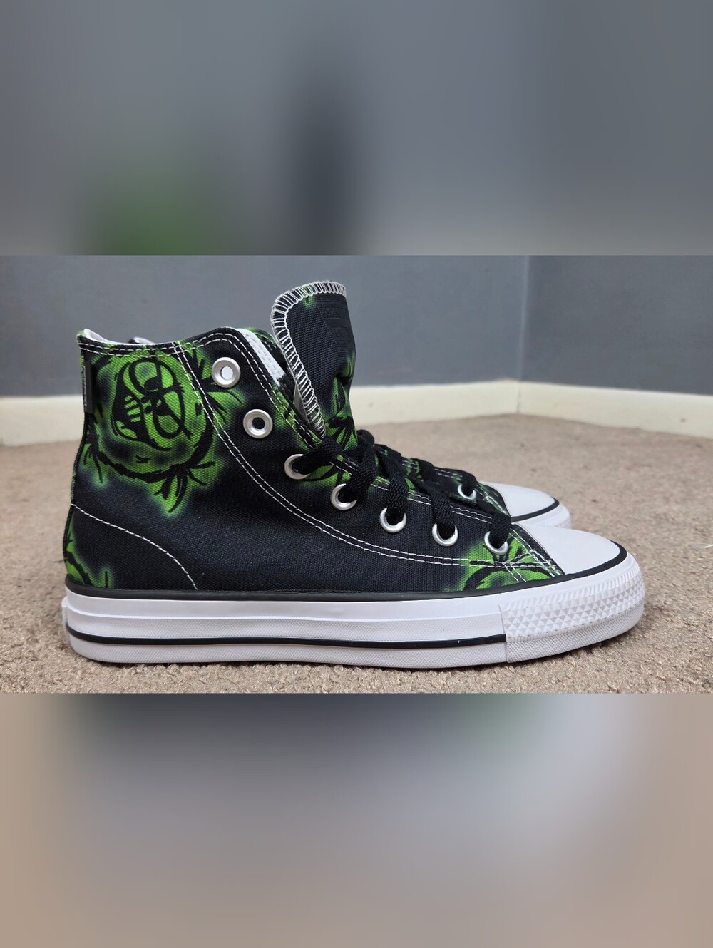 Converse Chuck Taylor Pro Black and Green Leaf High-Top